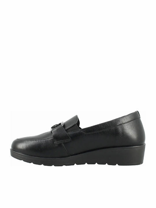 Leather Women's Moccasins in Black