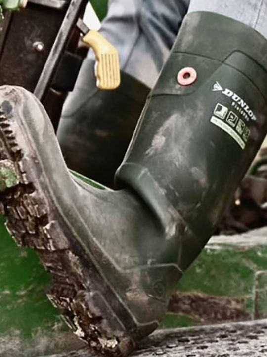 Dunlop FieldPRO Работни Противохлъзгащи Гумени Ботуши До Коляното Каки O4 със Сертификат A, E, WR