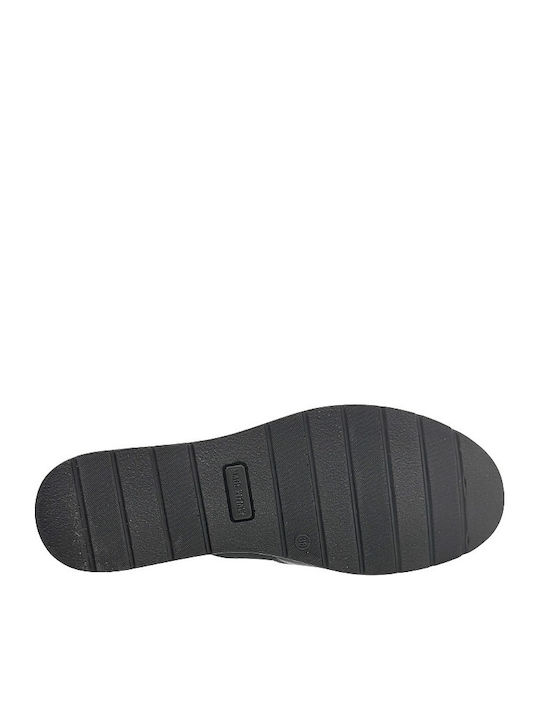 Leather Women's Moccasins in Black