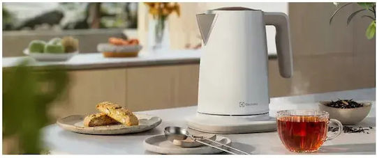 Electrolux Fierbător 1.7 L 2400 W Alb