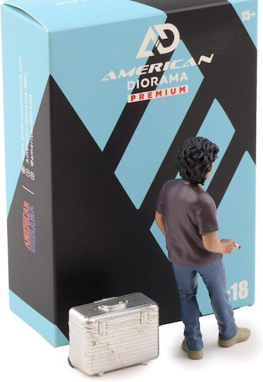 Figurină Rwb Akira Nakai-san cu Valiză 1:18 American Diorama