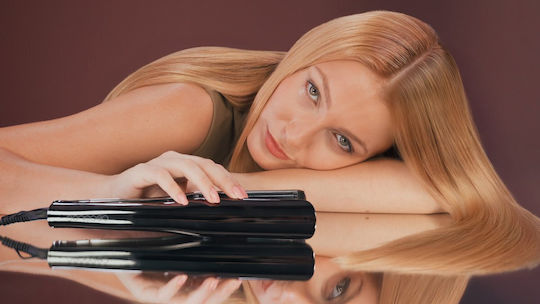 Hair Straightener with Ceramic Plates