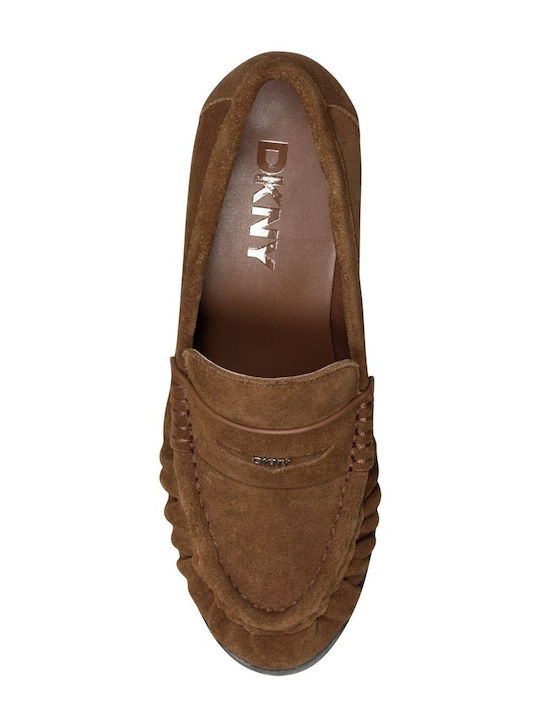 Leather Pumps with a Chunky Low Heel Brown