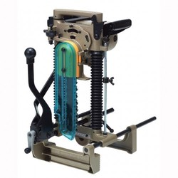Makita 7104L Freză Pentru Mortezat Lanțuri