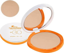 Seventeen Компактен Слънцезащитен Крем SPF30 С Оцветен Ефект 12гр