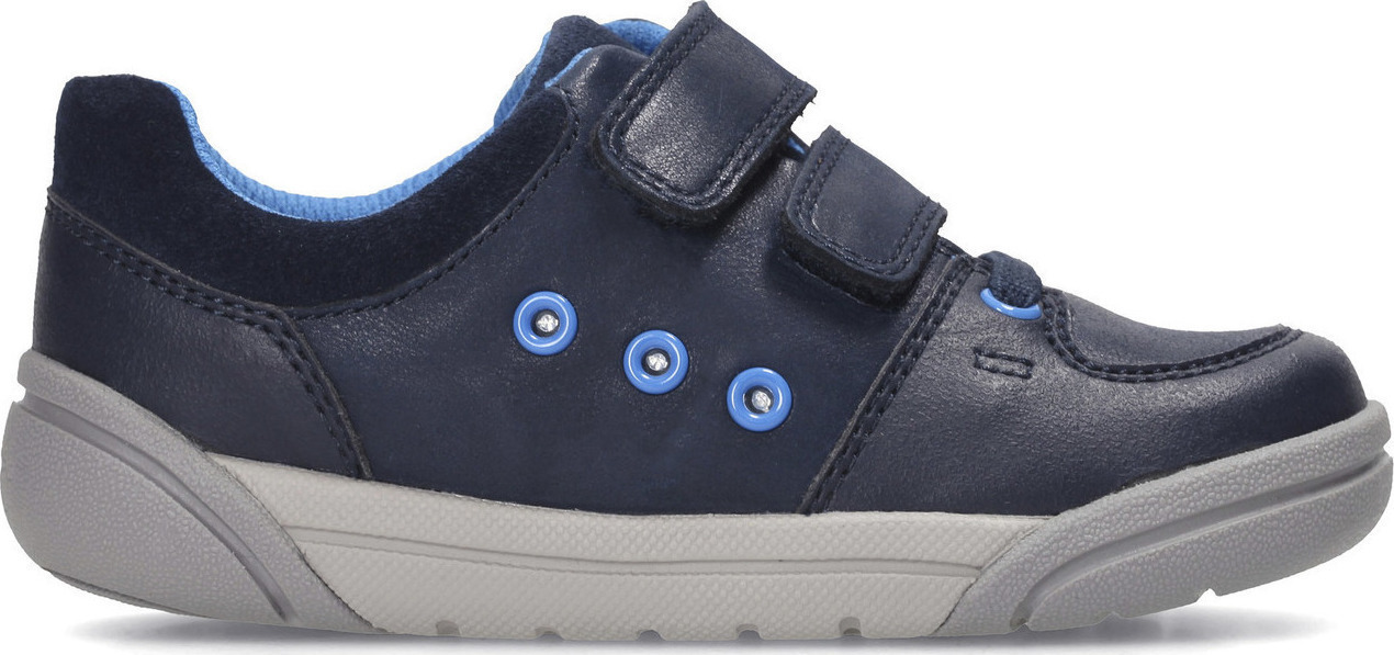 clarks clearance buzz