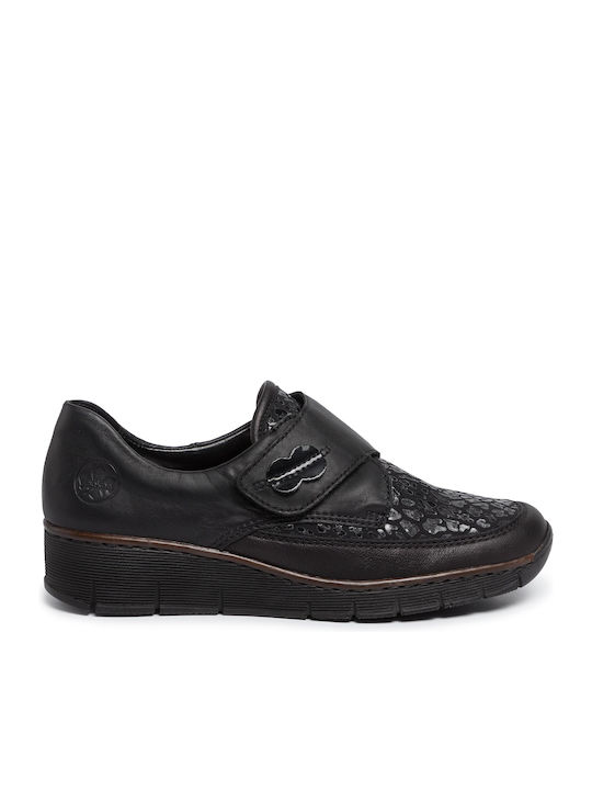 Leather Women's Moccasins in Black Color