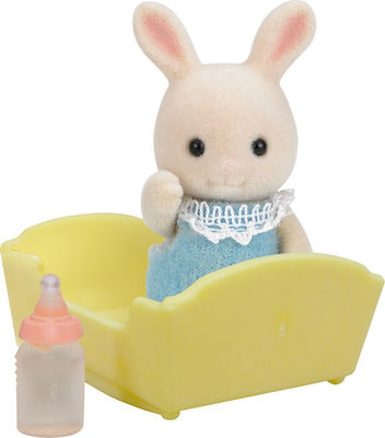 Epoch Toys Jucărie Miniatură Milk Rabbit Baby Familii Sylvanian pentru 3+ Ani