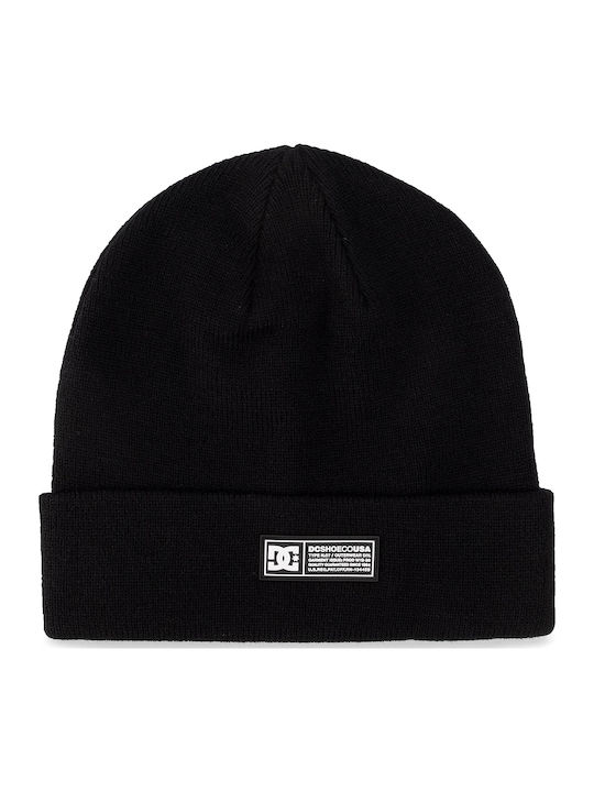 Label Beanie Beanie Knitted in Black color