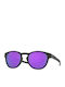 Oakley Latch Sonnenbrillen mit Schwarz Rahmen und Lila Spiegel Linse OO9265-55