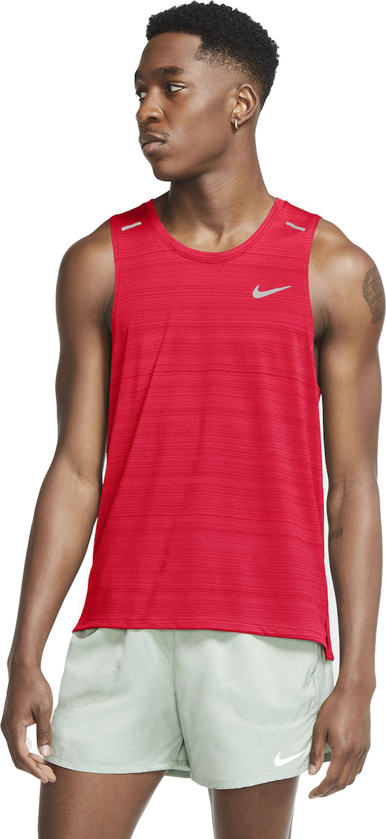 nike miler red