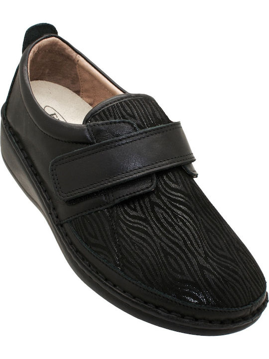 Leather Women's Moccasins in Black Color