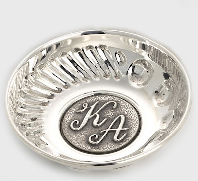 Silver carved saucer with silver coin with the initials of the newlyweds. Dimensions 6,5 cm X 1,5 cm height