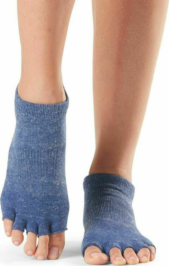 Toesox Half Toe Socks for Yoga/Pilates Blue 1 Pair