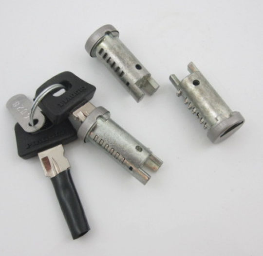 Piaggio Tasten Lenkersperre für Vespa Pxe / Roller