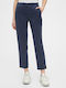 GAP Women's Jeans in Straight Line