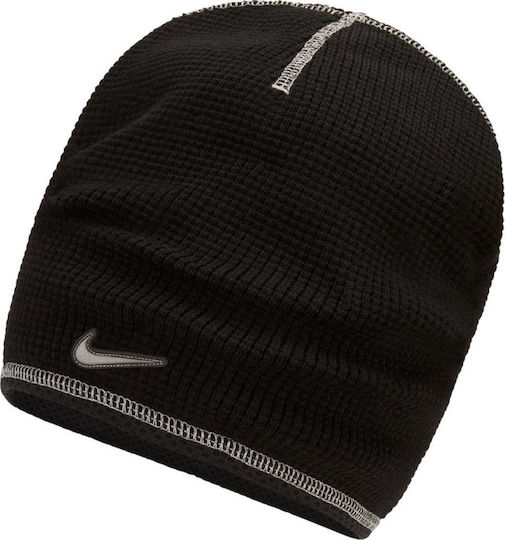 Beanie Beanie Knitted in Black color