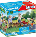 Playmobil Viața în oraș Grandparents with Child pentru 4-10 ani