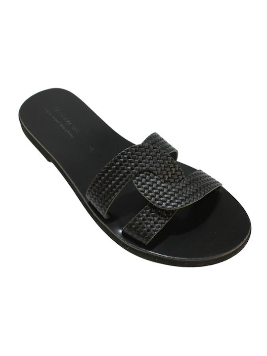 Women's leather sandals in black color