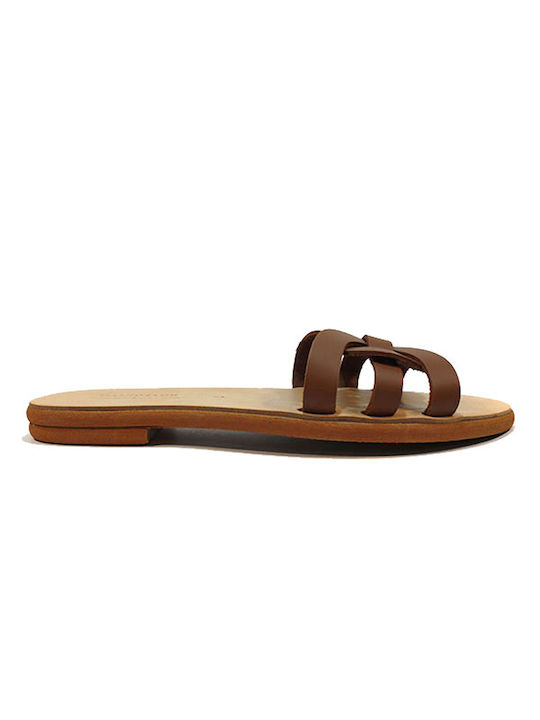 Women's leather sandals in tan color