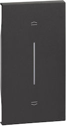 Legrand Living Now in Schwarz Farbe KG05M2