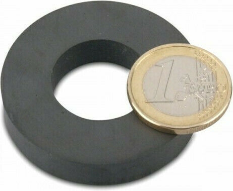 Magnitech Magnet Ferită clasic cu Gaură și Forță de Atracție 2.7kg N50 45x21x9mm 1buc
