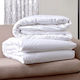 Le Blanc Summer Duvet Dobby Stripe Bettdecke Hotel Größe Queen L240xW220cm. Weiß