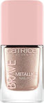Catrice Cosmetics Brave Metallics Shimmer Βερνίκι Νυχιών Μακράς Διαρκείας Ροζ Χρυσό 05 10.5ml