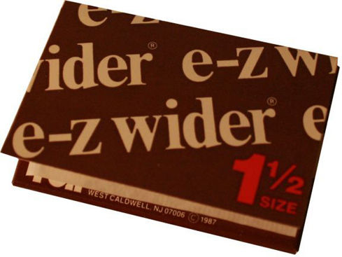 Ezee Cigarette Rolling Papers 1+1/2 24 sheets 1pcs