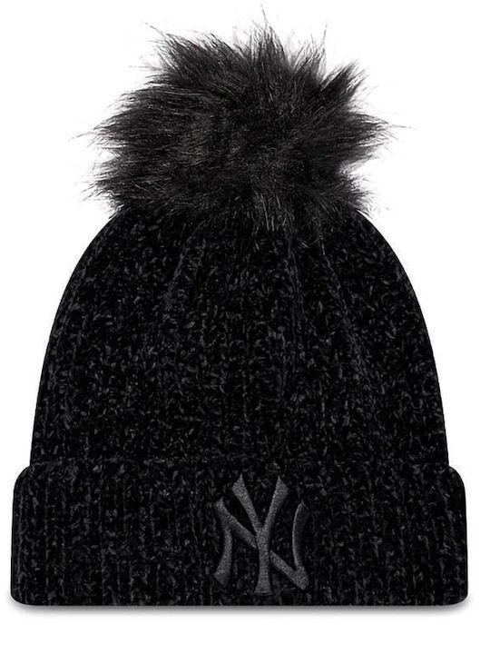 Winterized Bobble Neyyan Pom Pom Beanie Unisex Beanie with Knit in Black color