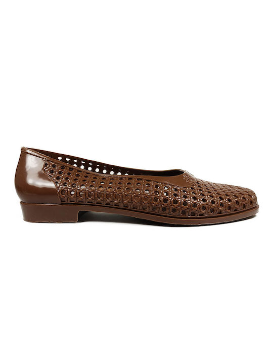 Buffalo Women's Beach Shoes Brown