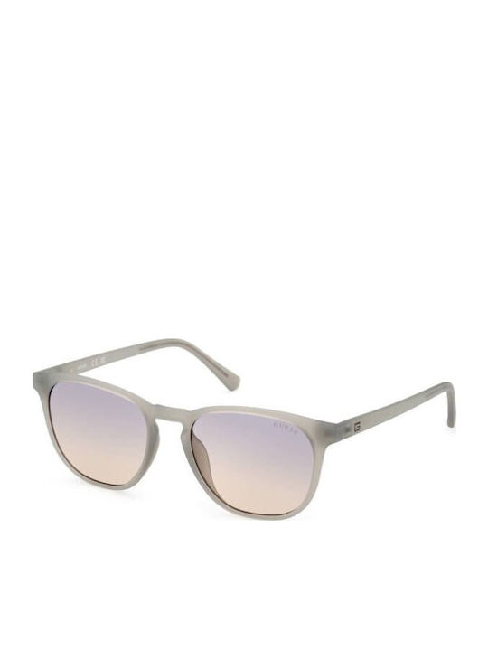 Guess Guess Women's Sunglasses with White Horn-Rimmed Frame and Grey Gradient Lenses GU00061 20B