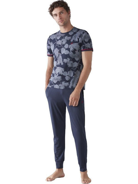 Nautica Marineblau
