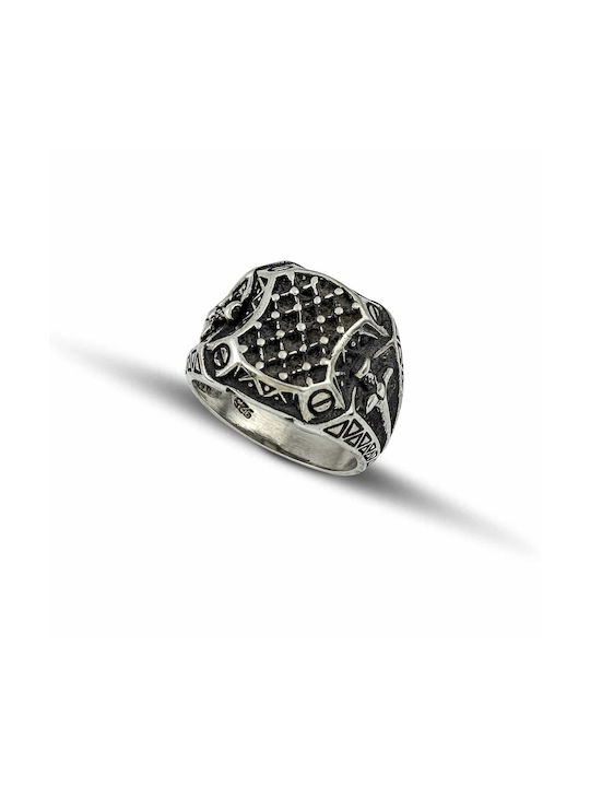 Hillas Men's Silver Ring