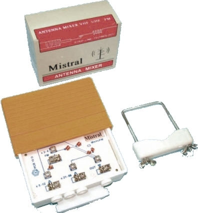 Mistral Mähdrescher Satelliten 000205