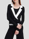 Kurze Gestrickte Damen Strickjacke mit Knöpfen Weiß