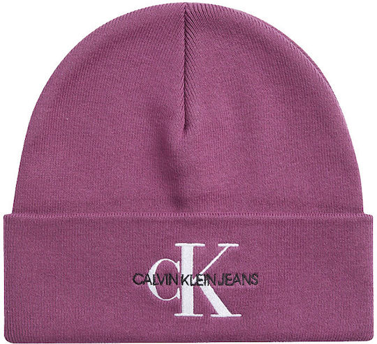 Beanie Unisex Beanie Knitted in Burgundy color