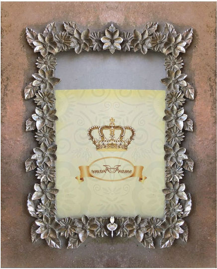 La Belle Maison Plastic Photo Frame with Silver Frame