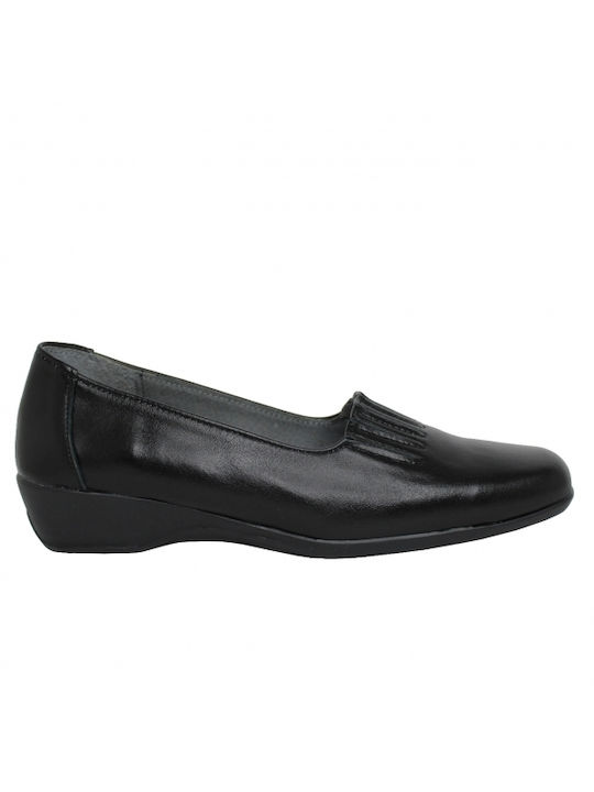 Aerocomfort Women's Moccasins in Black Color