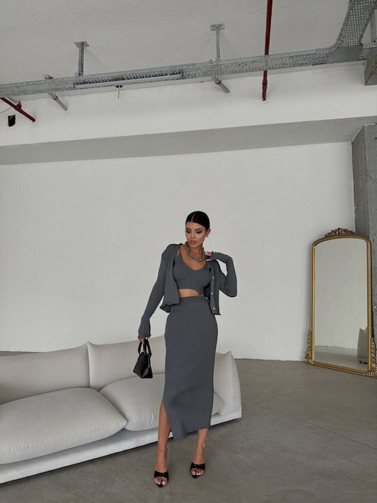 Sobe Set with High Waist Midi Skirt in Gray color