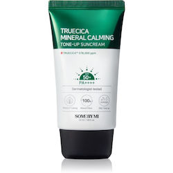 Some By Mi Truecica Mineral Calming Tone-up Crema protectie solara Cremă SPF50 50ml