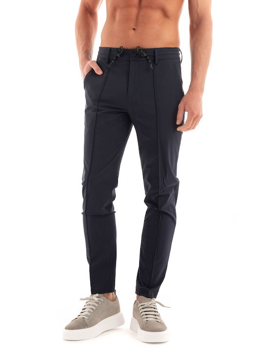 Hugo Boss Men's Trousers in Slim Fit Navy -