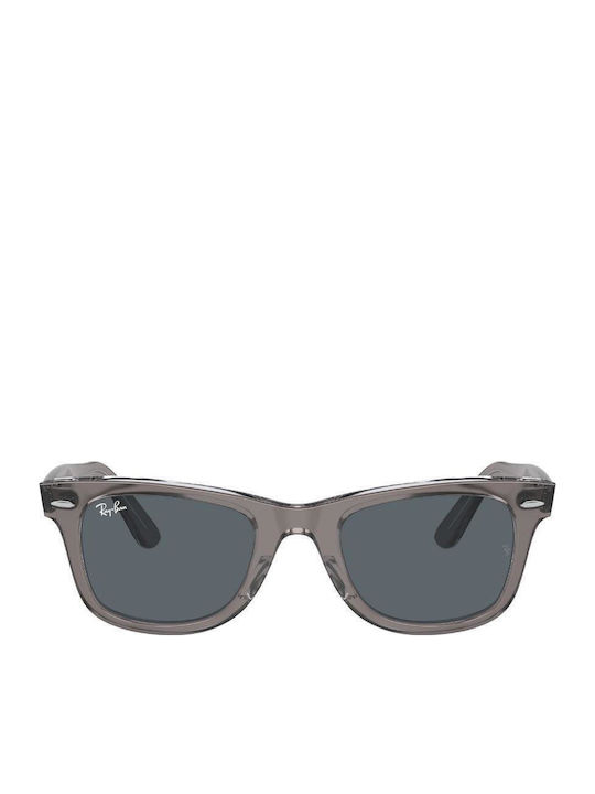 Ray Ban Wayfarer Unisex Sunglasses with Gray Pl...