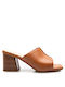 Clarks Mules mit Niedrig Absatz in Tabac Braun Farbe