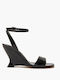 Emanuelle Vee Keilabsatz Riemchensandalen Lack Schwarz