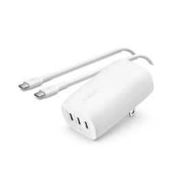 Belkin Ladegerät mit 3 USB-C Anschlüsse und Kabel USB-C - USB-C 67W Stromlieferung Weißs (BoostCharge)
