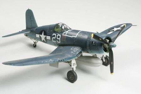 Tamiya Statische Modelle Grau Maßstab 1:72 Mit Klebstoff und Farben
