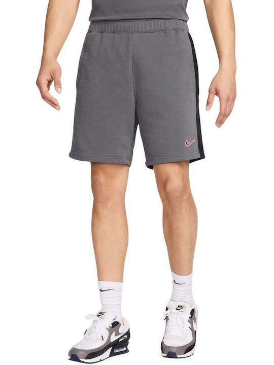 Nike Pack French Terry Short Sportliche Herrens...