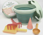 Compact Beach Bucket Set with Accessories made of Plastic