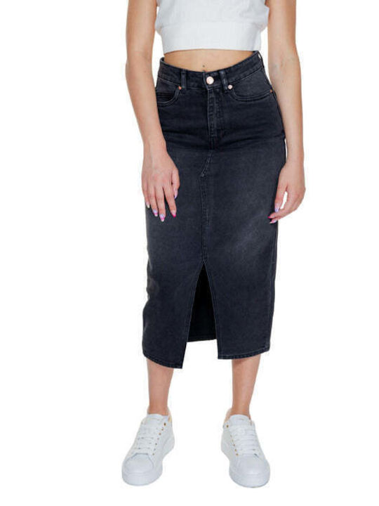 Vero Moda Skirt in Black color